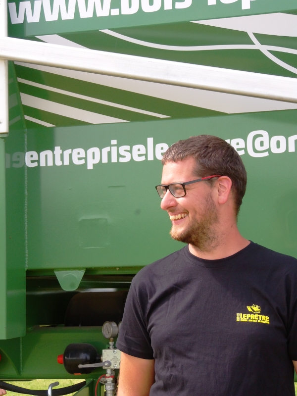 LEPRETRE JEAN CHARLES Copeaux De Bois 2022 05 18 11.08.19 252