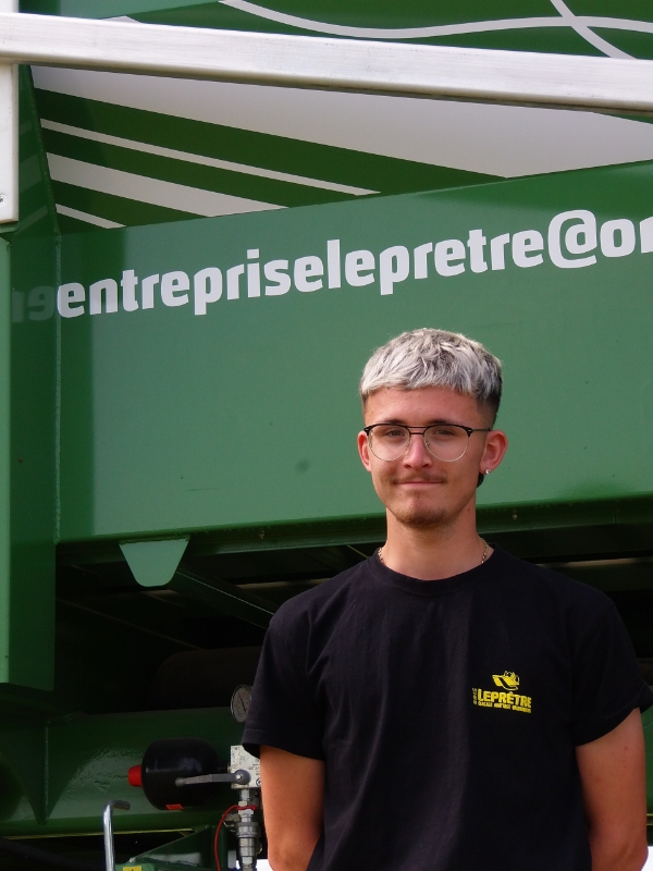 LEPRETRE JEAN CHARLES Copeaux De Bois 2022 05 18 11.09.42 262