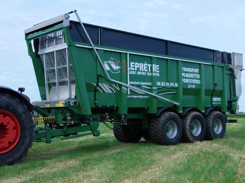 LEPRETRE JEAN CHARLES Copeaux De Bois 2022 05 18 11.14.45 271