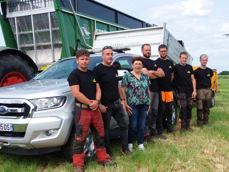 LEPRETRE JEAN CHARLES Copeaux De Bois 2022 05 18 11.17.24 275